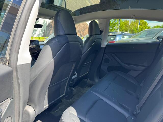 Tesla Model Y Long Range Dual Motor AWD SOH 94% | SUPER NETTE AUTO | fabr garantie Tesla t/m 80.000km/ 2028