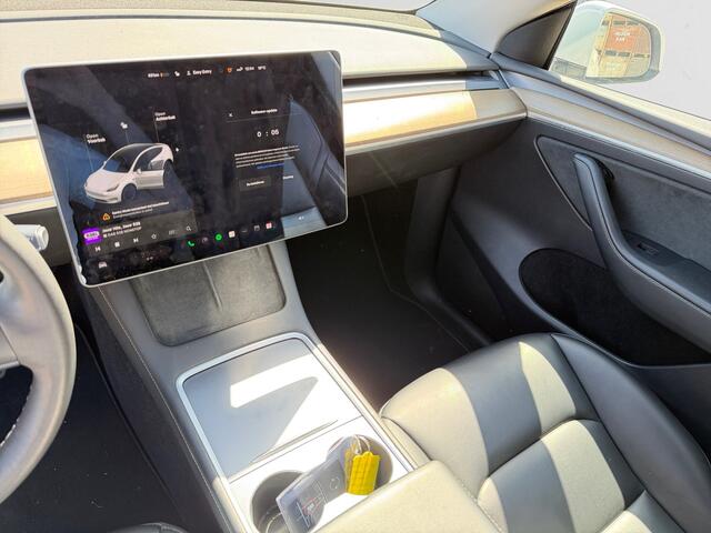 Tesla Model Y Long Range AWD 75 kWh SOH 88,1%, 2x Laders, Full Self Driving Fase 3