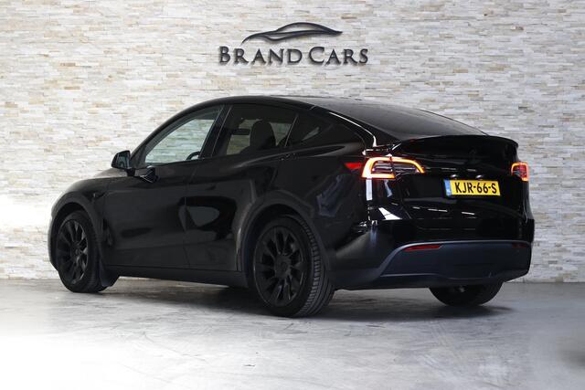 Tesla Model Y RWD 58 kWh | TREKHAAK | 20" LM VELGEN | ZWARTE DETAILS |