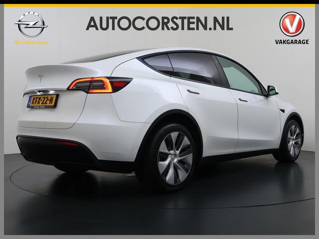 Tesla Model Y Long Range AWD 75kWh SOH 94% Warmtepomp AI-Computer Traffic Aware Adap.Cruise Leder Panoramadak Navi Ecc Camera Stoel+Stuurverwarming Privacy Glas Lmv Elek.Achterklep Led Elek.Stoelen+Memory 4WD Fabrieksgarantie tot 15-02-2027 - Garantie op de Accu+Motor