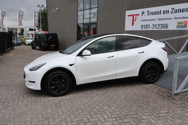 Tesla Model Y Long Range AWD 75 kWh Enhanced Autopilot/Nederlandse auto/Afneembare trekhaak/Stoelverwarming/Stuurverwarming/Achteruitrijcamera/Parkeersensoren rondom/Lederen bekleding