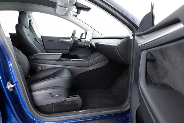 Tesla Model Y Long Range AWD 75 kWh *SOH 94%* LEDER | PANORAMADAK .