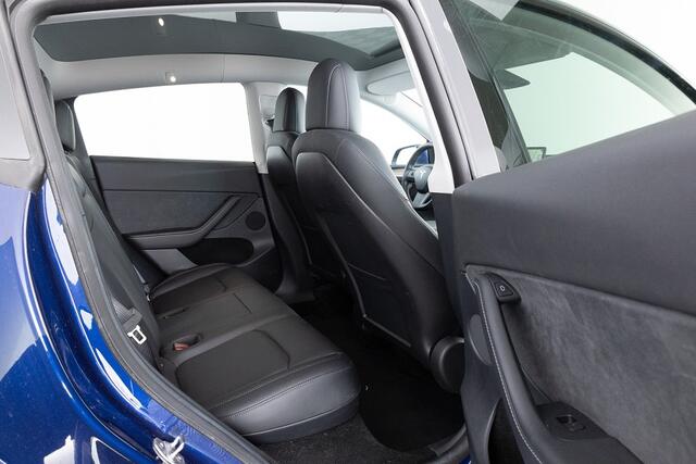 Tesla Model Y Long Range AWD 75 kWh *SOH 94%* LEDER | PANORAMADAK .