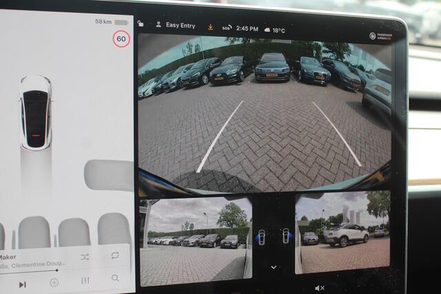 Tesla Model Y RWD 58 kWh / Autopilot / Panormadak / Camera / Premium Audio / 19'' / Navigatie