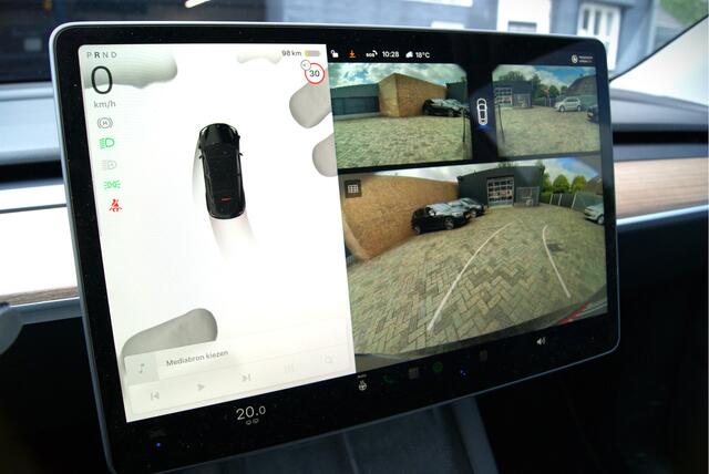 Tesla Model Y Long Range RWD 75 kWh Autopilot/Panoramdak
