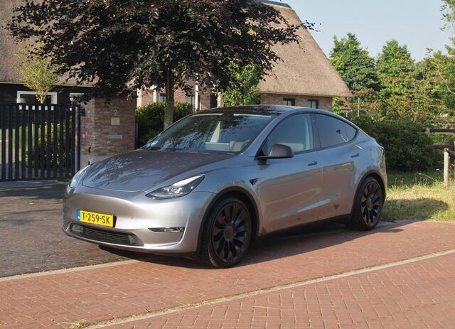Tesla Model Y Performance AWD 75 kWh | Panoramadak | Trekhaak | 360 Camera | Full Self Driving Computer 3 |