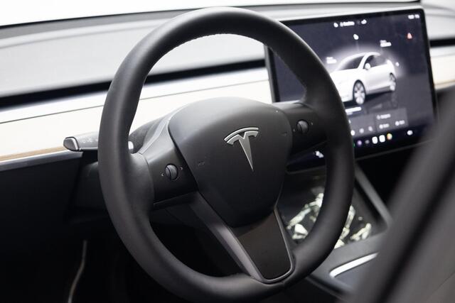 Tesla Model Y RWD 58 kWh
