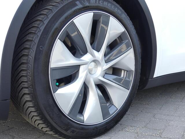 Tesla Model Y RWD 61 kWh / Trekhaak *t/m 10de bouwjaar garantie!