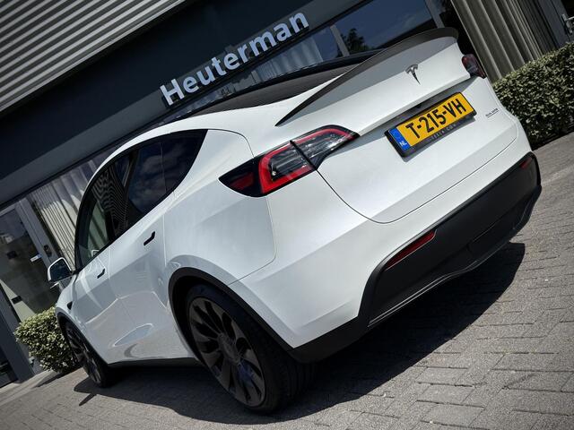 Tesla Model Y Performance AWD/ Panodak/ Autopilot