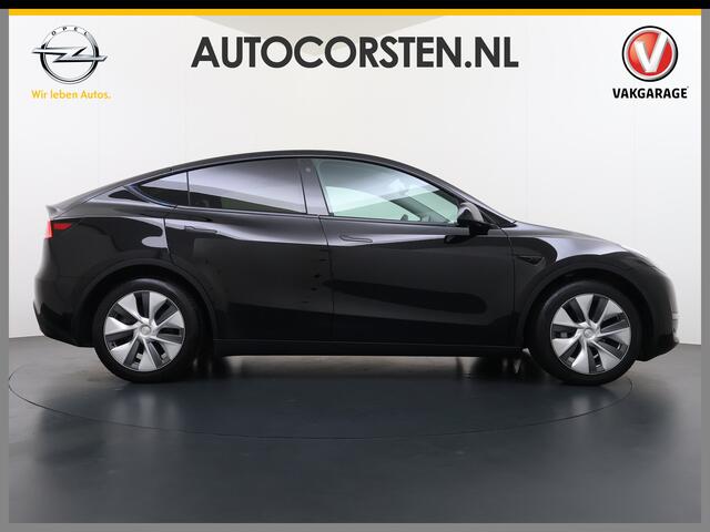 Tesla Model Y Long Range AWD 75kWh Warmtepomp Stoel+Stuur+Achterbankverwarming Premium Audio Leder Adap.Cruise Navi Camera's Ecc Keyless Voorverwarmen+Koelen Elek.Stoelen+Memory Panoramadak Elek.Achterklep AMD Ryzen(TM) Google Maps Dog+Kampeer modus Lmv 19" Led Privacy