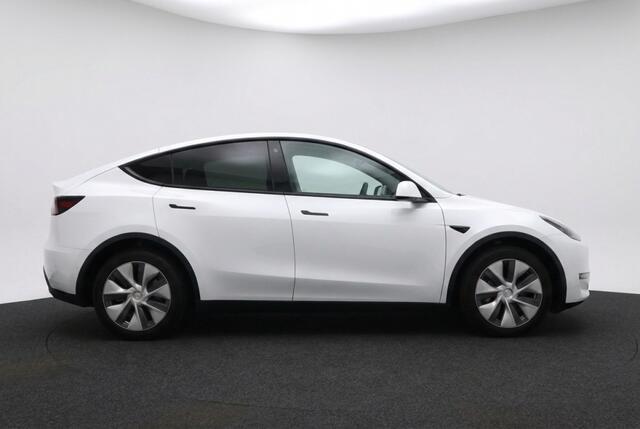Tesla Model Y RWD 58 kWh | Origineel NL auto | Trekhaak afneembaar