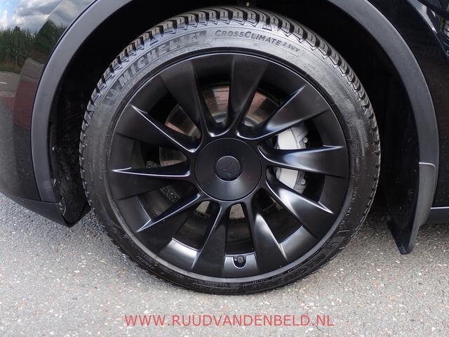 Tesla Model Y Long Range AWD 75kWh 20-INCH / TREKHAAK