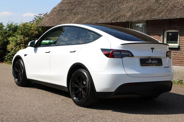 Tesla Model Y Long Range AWD 75 kWh SOh 91% PANO LEER LED 95000KM!!!