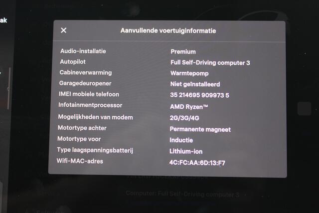 Tesla Model Y Long Range AWD 75 kWh SOh 90.6% LEER NAVI PANO 124000KM!!!