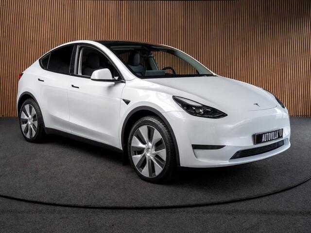 Tesla Model Y Long Range Dual Motor AWD 351pk Navi Camera Leer Warmtepomp ACC Autopilot PDC Elektr. achterklep Stoelverwarmimg voor en achter Stuurverwarming BTW auto SoH is 93,6%