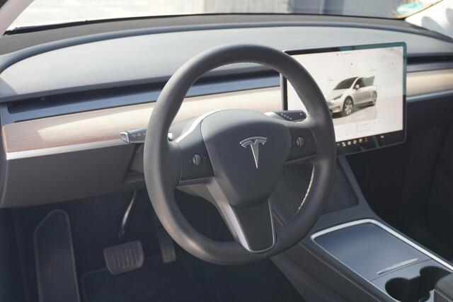 Tesla Model Y Long Range AWD 75 kWh | Soh 94%