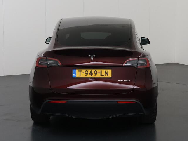 Tesla Model Y Long Range AWD 75 kWh | SOH 94% | Panoramadak | Lederen Bekleding | Camera | Adaptieve Cruise Control | Stoelverwarming |