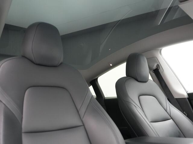 Tesla Model Y Dual Motor Long Range AWD 514pk | Trekhaak Afn. | Full Self-Driving Capability | Panodak | Adaptive Cruise | 360 Camera | Lederen Sportstoelen Memory & Verwarmd | Navigatie |