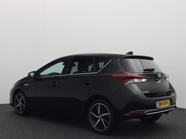 Toyota AURIS 1.8 Hybrid Dynamic Ultimate CAMERA / STOELVERW / DAB+ / PDC / BLUETOOTH / CRUISE / NL-AUTO .