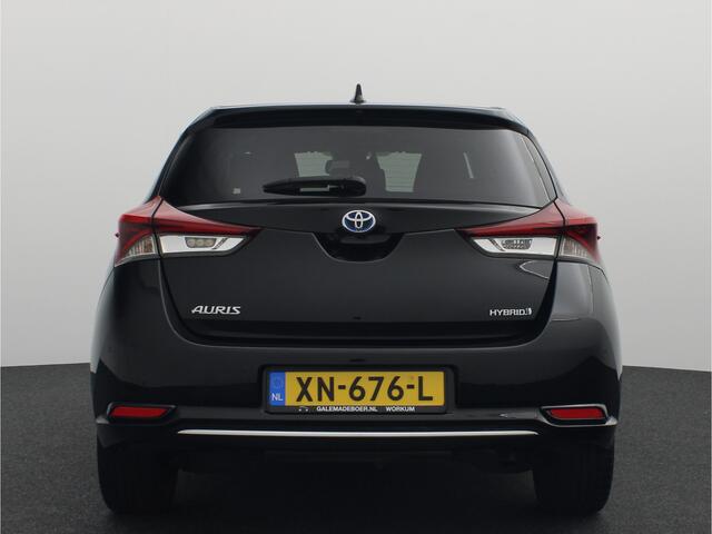 Toyota AURIS 1.8 Hybrid Dynamic Ultimate CAMERA / STOELVERW / DAB+ / PDC / BLUETOOTH / CRUISE / NL-AUTO .