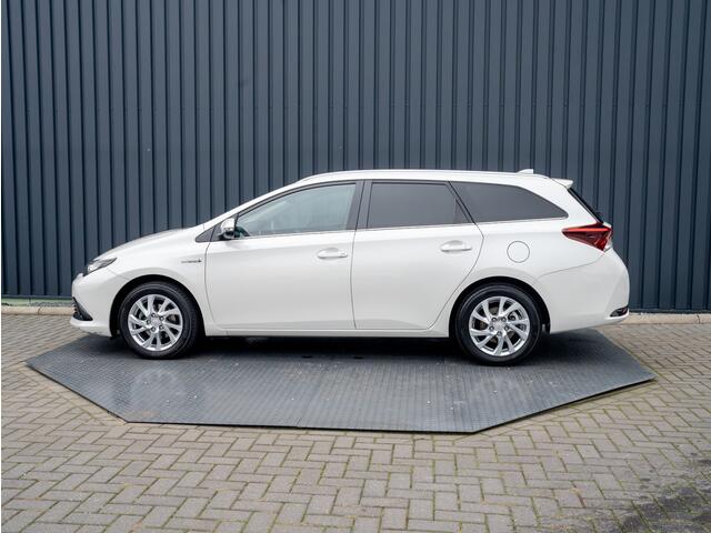 Toyota AURIS 1.8 Hybrid Dynamic | Camera | Navi | Prijs Rijklaar!!