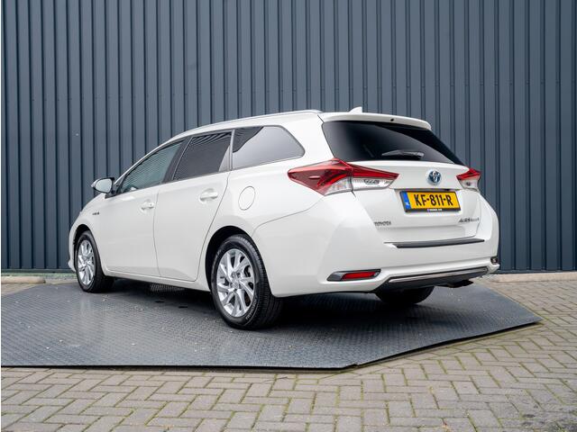 Toyota AURIS 1.8 Hybrid Dynamic | Camera | Navi | Prijs Rijklaar!!