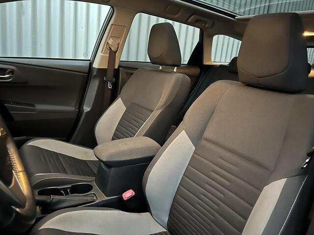 Toyota AURIS Touring Sports 1.8 Hybrid Business Pro