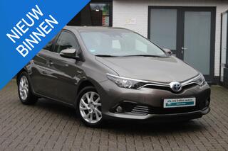 toyota-auris-touring-sports-1.8-hyb
