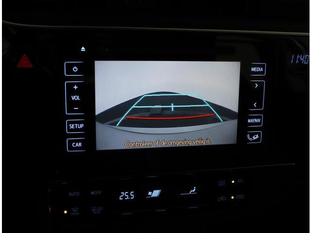 Toyota AURIS 1.8 Hybrid Executive | Navigatie | Stoelverwarming | Trekhaak |