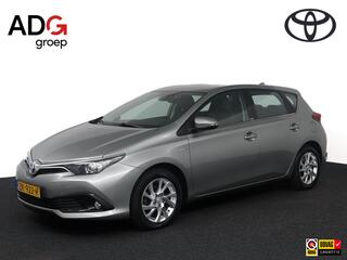toyota-auris-1.8-hybrid-executive-