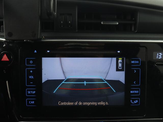 Toyota AURIS 1.8 Hybrid Dynamic Ultimate | Navigatie | Parkeersensoren | Camera | Stoelverwarming |