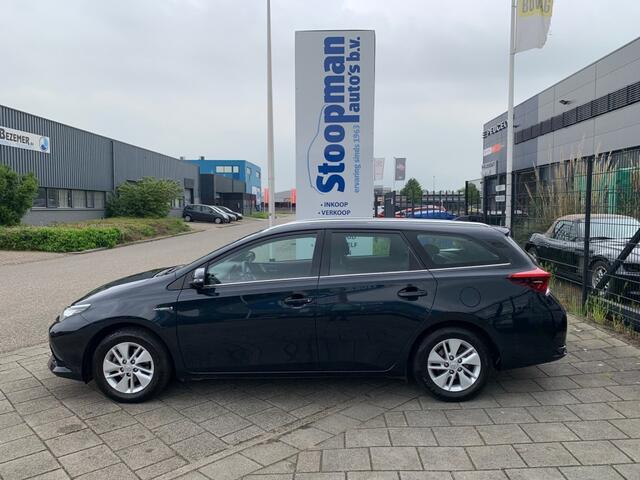 Toyota AURIS 1.8 Hybrid Touring Sports Business Plus