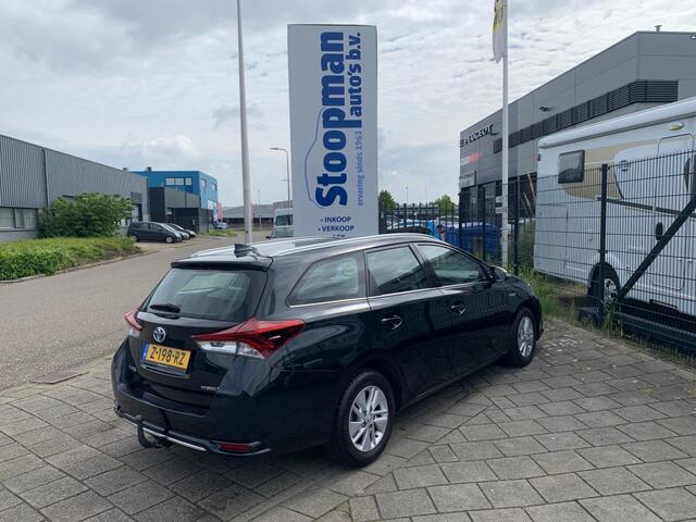 Toyota AURIS 1.8 Hybrid Touring Sports Business Plus