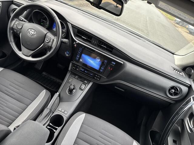 Toyota AURIS 1.8 Hybrid Dynamic | 06-10141018 Voor meer informatie