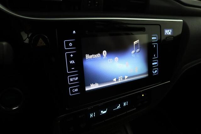Toyota AURIS Touring Sports 1.8 Hybrid Dynamic | Climate control | Stoelverwarming | Keyless | Cruisecontrol |
