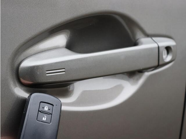 Toyota AURIS Touring Sports 1.8 Hybrid Executive, Parkeersensoren