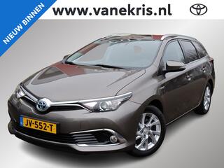 toyota-auris-touring-sports-1.8-hyb
