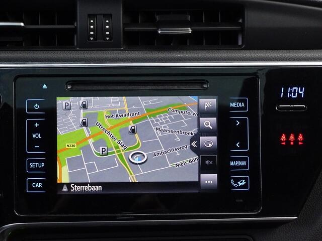 Toyota AURIS TS HYBRID EXECUTIVE/ KEYLESS/ PDC V+A/ DAKDRAGERSET