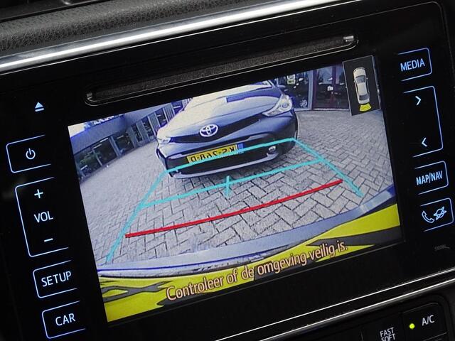 Toyota AURIS TS HYBRID EXECUTIVE/ KEYLESS/ PDC V+A/ DAKDRAGERSET