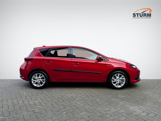 Toyota AURIS 1.8 Hybrid Dynamic | Trekhaak | Navigatie | Camera | Keyless Entry | Cruise & Climate Control | Bluetooth Tel. | DAB | Rijklaarprijs!