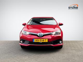 toyota-auris-1.8-hybrid-dynamic--t