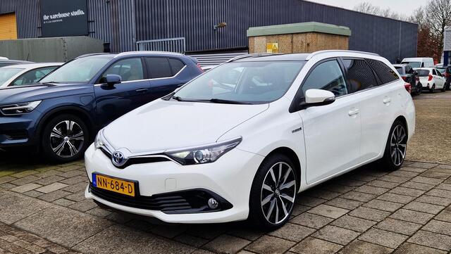 Toyota AURIS 1.8 Hybrid Dynamic