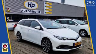 toyota-auris-1.8-hybrid-dynamic