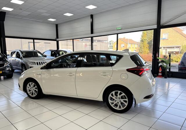 Toyota AURIS 1.8 Hybrid Dynamic Bovag Garantie