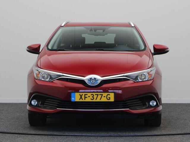 Toyota AURIS Touring Sports 1.8 Hybrid Executive Go | Navigatie | Cruise Control | Achteruitrijcamera | Lichtmetalen Velgen |