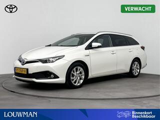 toyota-auris-touring-sports-1.8-hyb