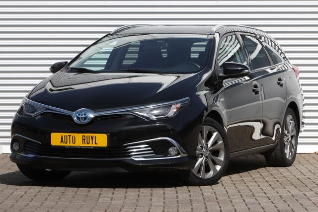 Toyota AURIS Touring Sports 1.8 Hybrid Executive Navi / Xenon
