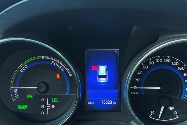 Toyota AURIS Touring Sports 1.8 Hybrid Executive Navi / Xenon