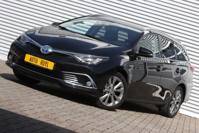 Toyota AURIS Touring Sports 1.8 Hybrid Executive Navi / Xenon