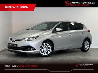 toyota-auris-1.8-hybrid-dynamic